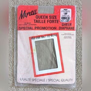 $5 Item! Vintage NWT Myrtle Queen Size Sheer Linen Colour 20 Den Nylons
